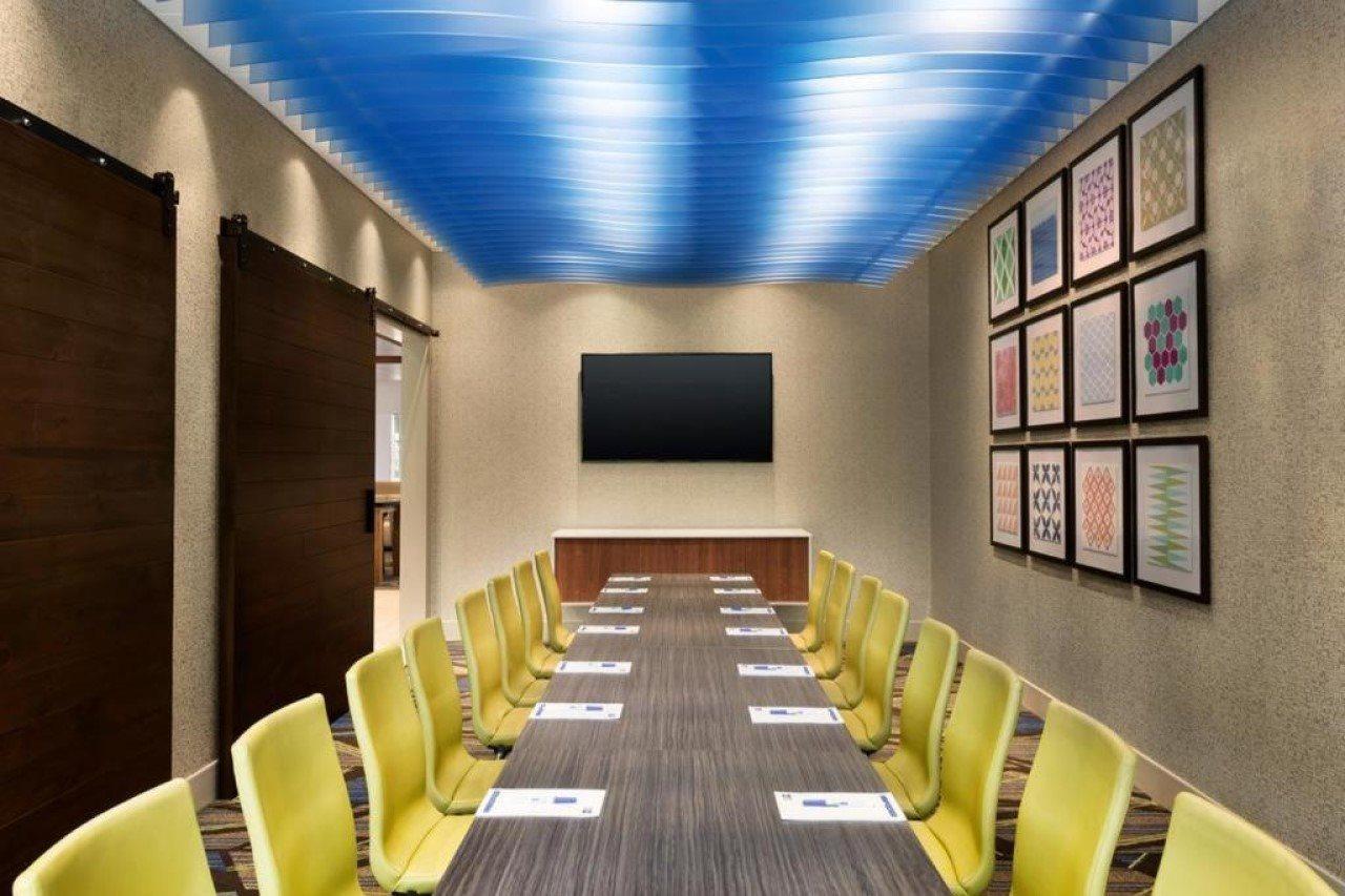 Holiday Inn Express & Suites - Burley By Ihg Экстерьер фото